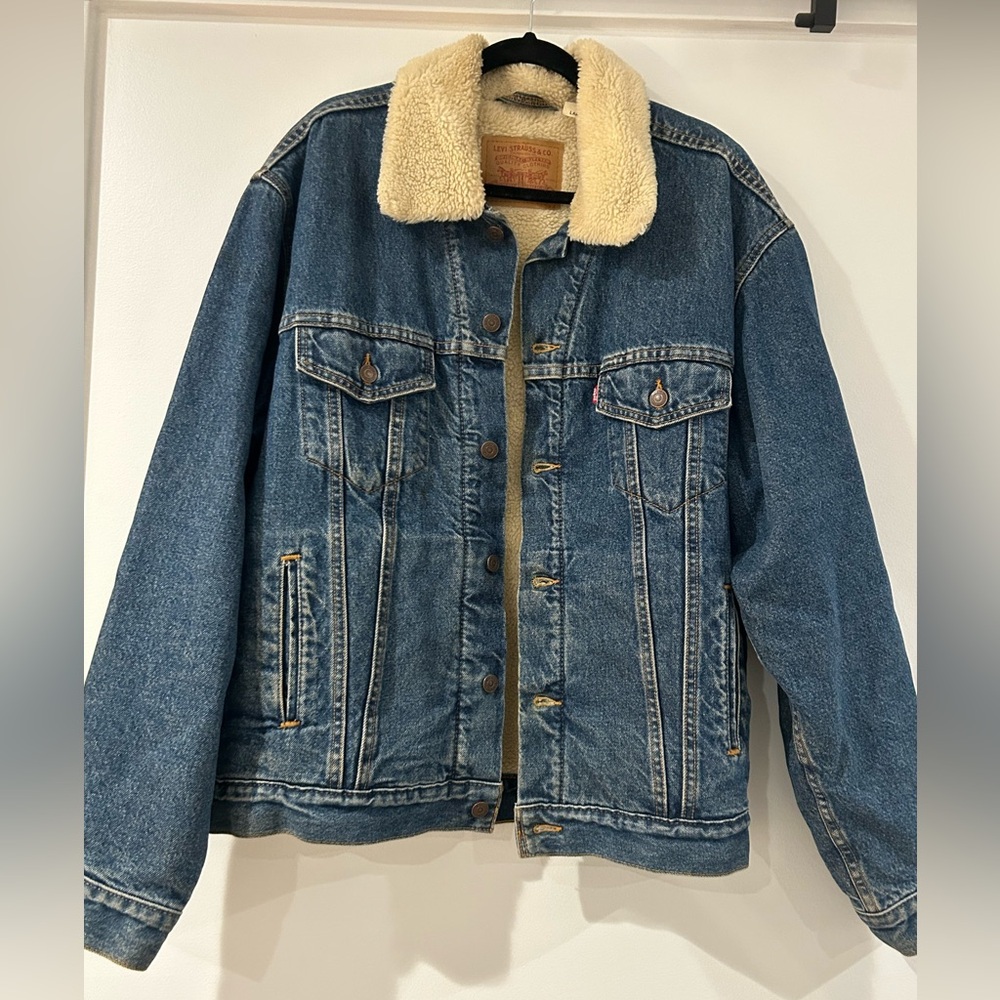 Levi’s Vintage Denim Trucker Jean Jacket Sherpa Men’s Large 70520-0315